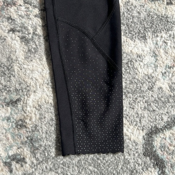 Lululemon Tight Stuff Tight II *25" - Picture 3 of 12